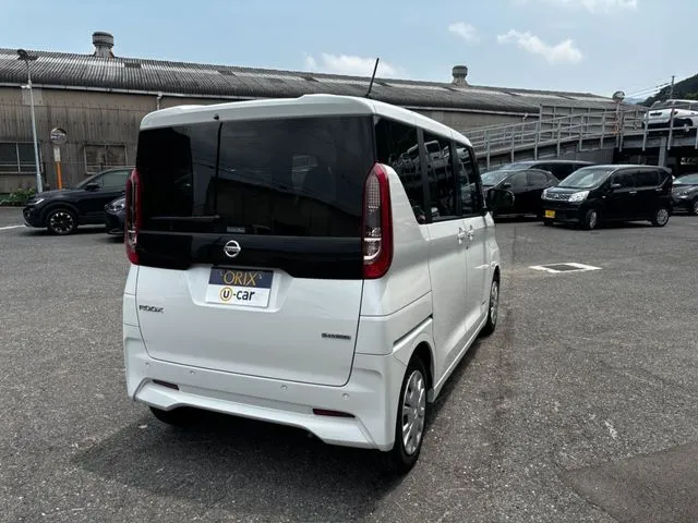 ルークス(ニッサン)の車両写真
