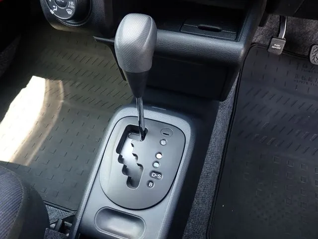 トヨタ　プロボックスバン　２ＷＤ