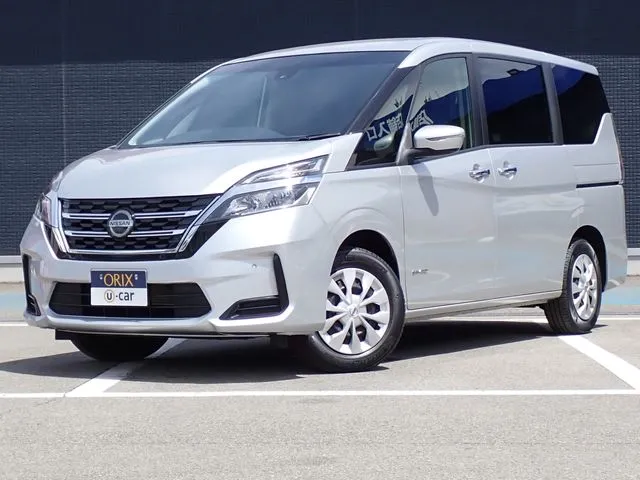 セレナ　Ｓハイブリッド（ニッサン）の車両写真