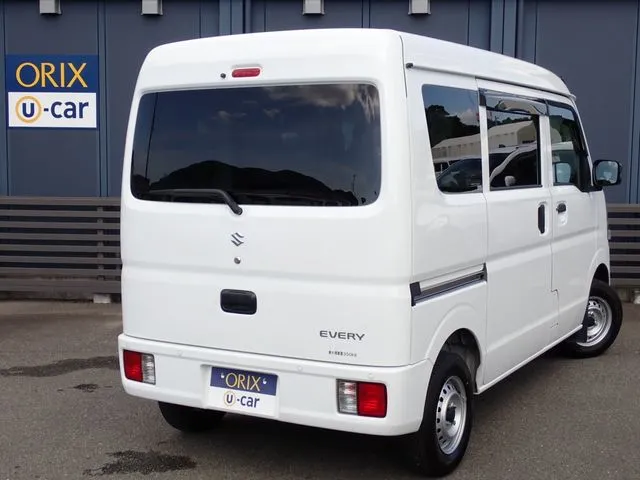 エブリイバン(スズキ)の車両写真