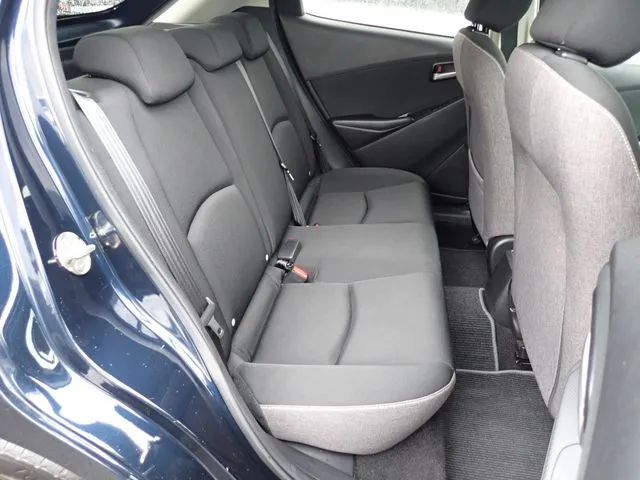 MAZDA2(マツダ)の車両写真