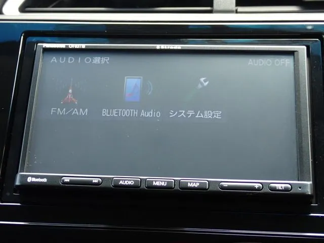 シャトル　ハイブリッド（ホンダ）の車両写真