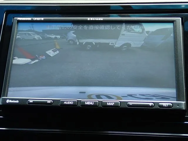 シャトル　ハイブリッド（ホンダ）の車両写真