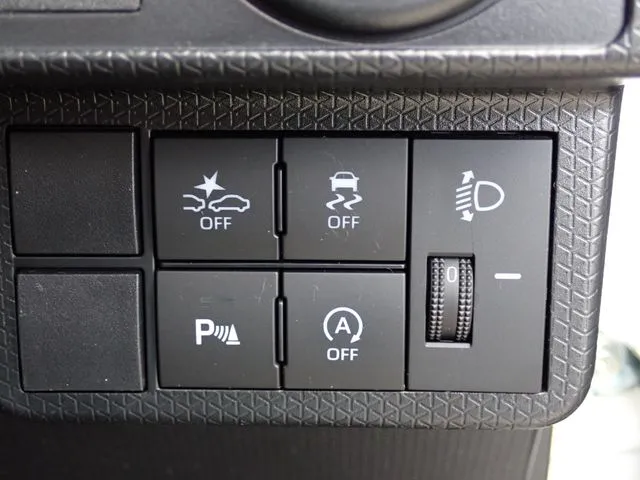 タント(ダイハツ)の車両写真