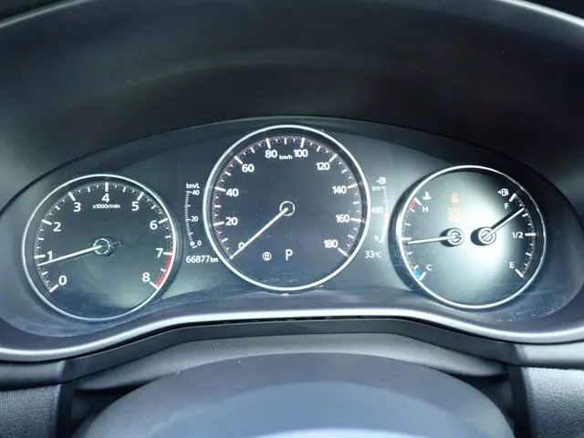 マツダ MAZDA3 セダン