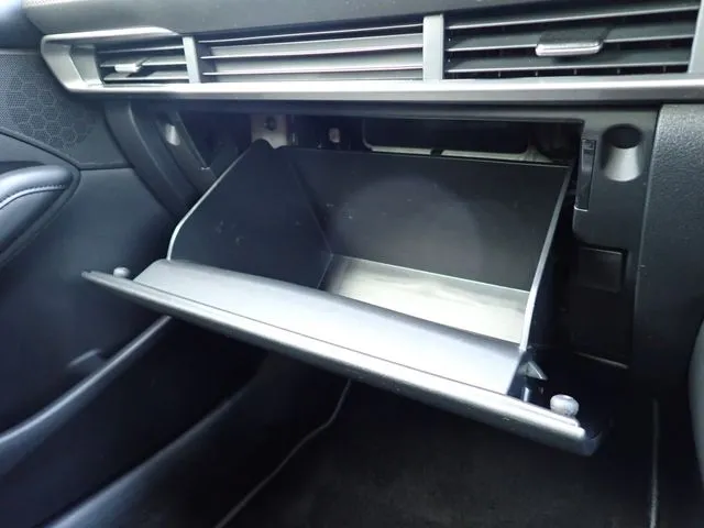 マツダ MAZDA3 セダン