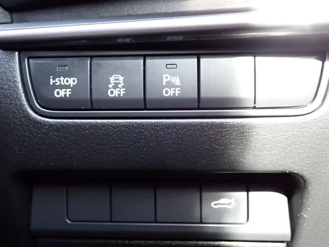 マツダ MAZDA3 セダン