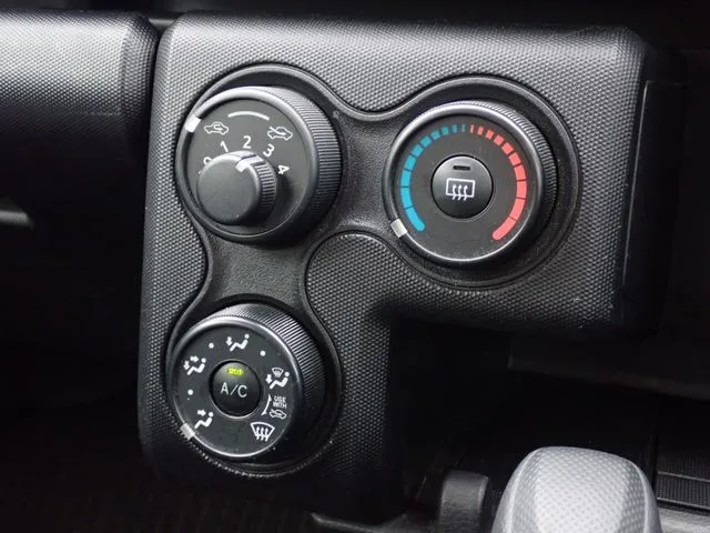トヨタ　プロボックスバン　２ＷＤ