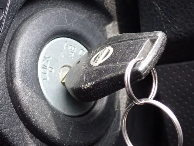 NV150 AD 2WD(ニッサン)の車両写真