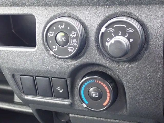 トヨタ　ハイエースバン　２ＷＤ