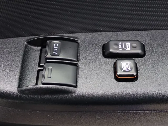 トヨタ　ハイエースバン　２ＷＤ