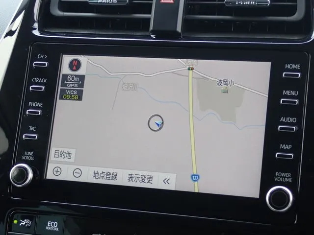 トヨタ　プリウス　４ＷＤ
