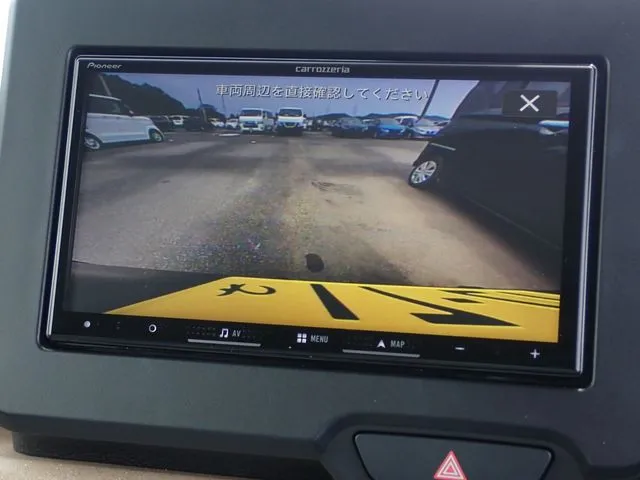 ホンダ　Ｎ　ＢＯＸ　４ＷＤ
