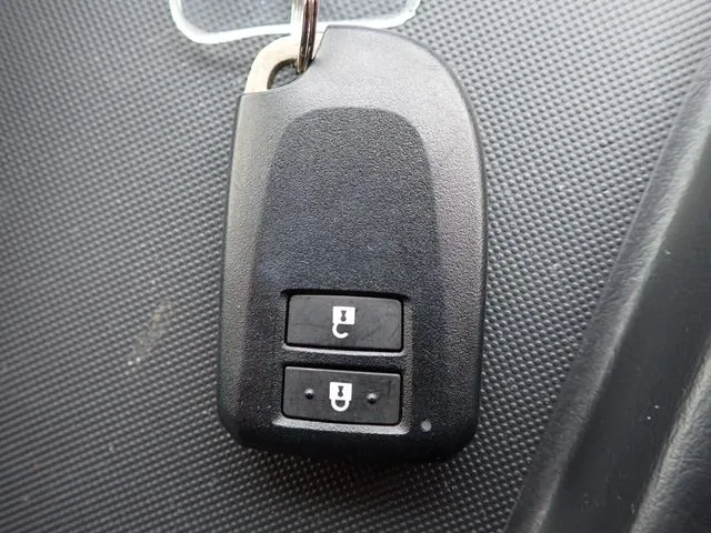 トヨタ　ハイエースバン　２ＷＤ