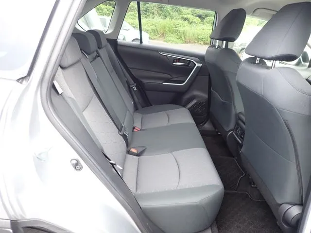 トヨタ　ＲＡＶ４　４ＷＤ