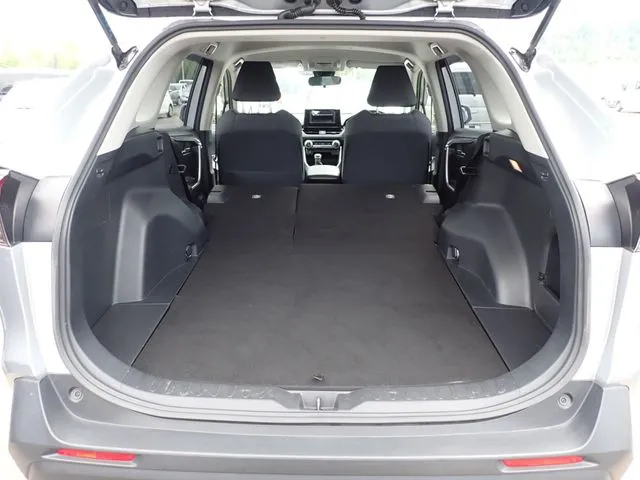 トヨタ　ＲＡＶ４　４ＷＤ