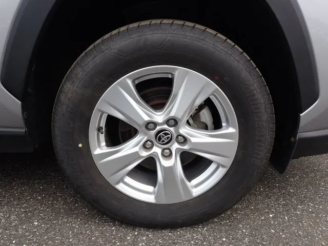 トヨタ　ＲＡＶ４　４ＷＤ