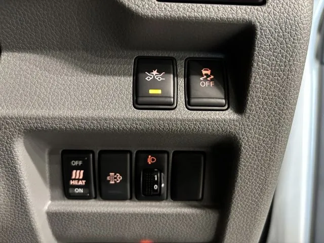 ニッサン NV350キャラバン 4WD