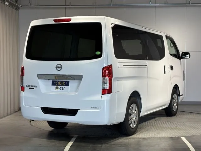 ニッサン NV350キャラバン 4WD