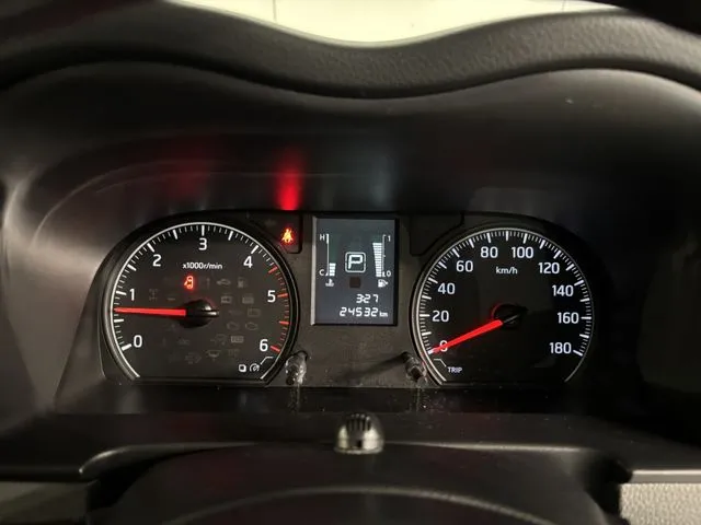 ニッサン NV350キャラバン 4WD