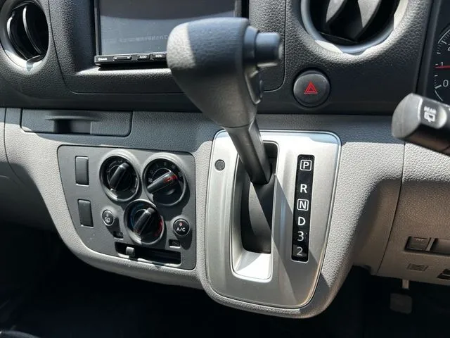 ＮＶ３５０キャラバン　１．２ｔ（ニッサン）の車両写真