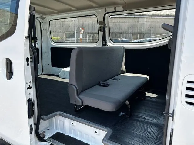 ＮＶ３５０キャラバン　１．２ｔ（ニッサン）の車両写真