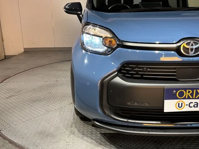 トヨタ　シエンタ　ハイブリッド