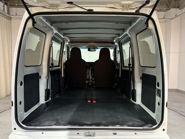 ハイゼットカーゴ 4WD(ダイハツ)の車両写真