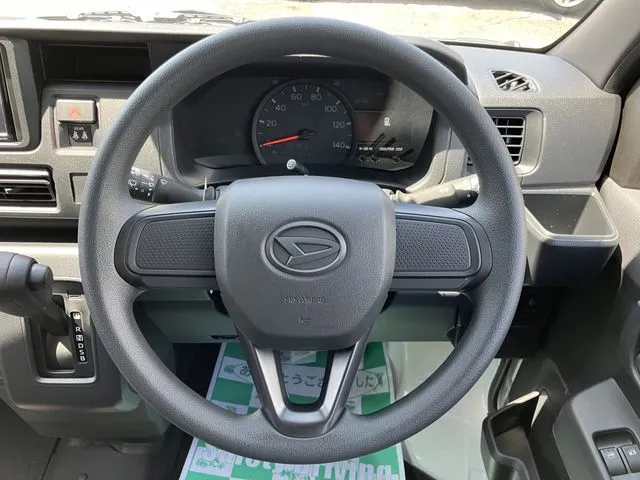 ダイハツ ハイゼットカーゴ