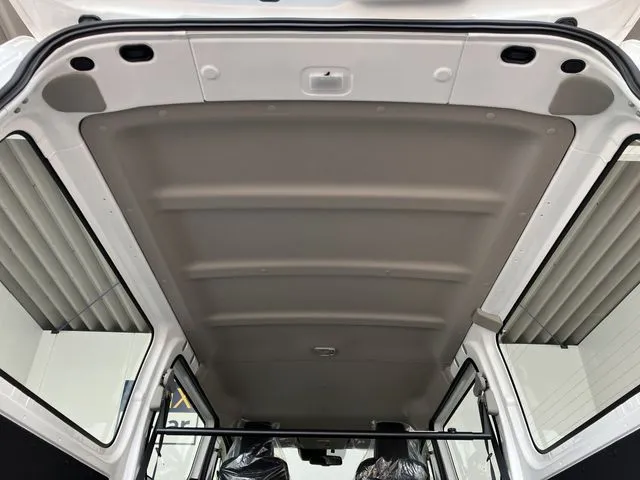 ニッサン キャラバンV 1.2t 2WD