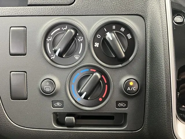ニッサン キャラバンV 1.2t 2WD