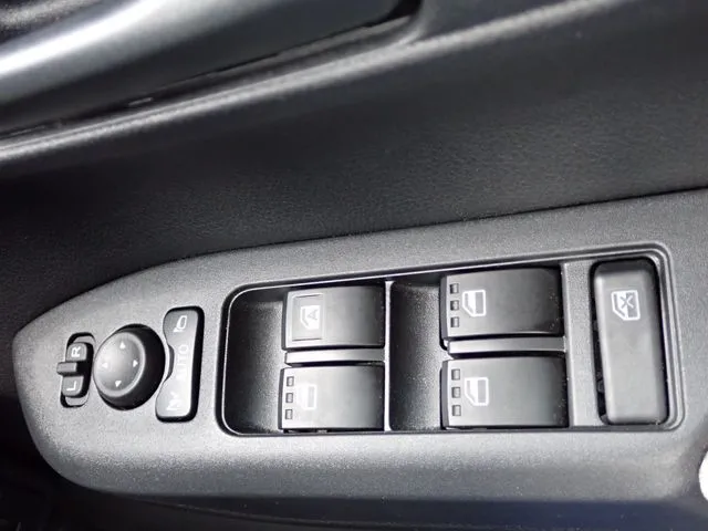 ダイハツ　ムーヴ　４ＷＤ