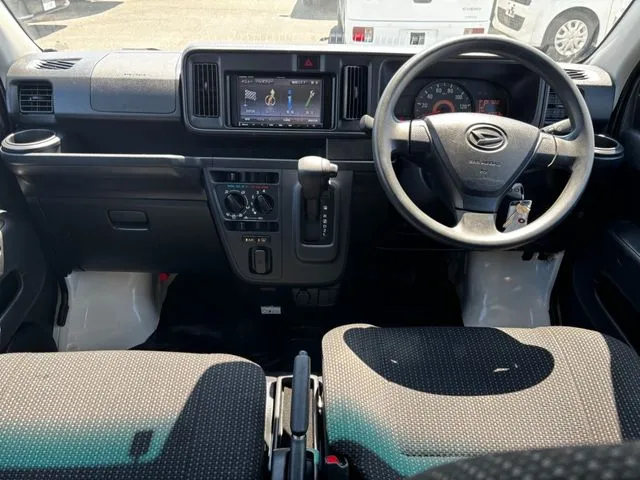ダイハツ ハイゼットカーゴ