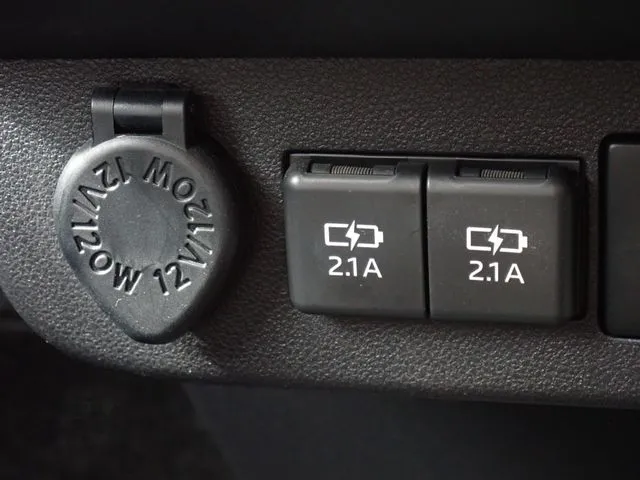 ミラ トコット 4WD(ダイハツ)の車両写真