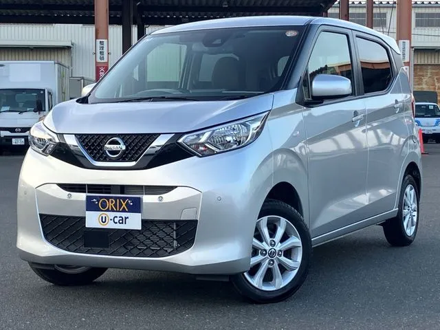 ニッサン　デイズ　４ＷＤ