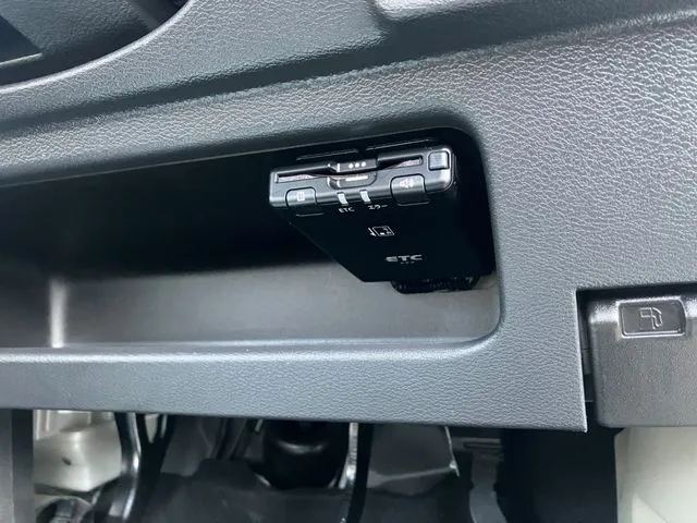 ニッサン　デイズ　４ＷＤ