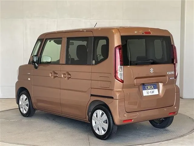 スペーシア(スズキ)の車両写真