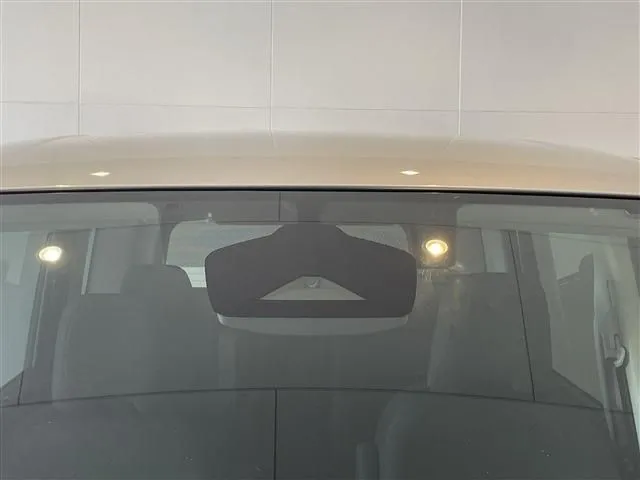 セレナ(ニッサン)の車両写真