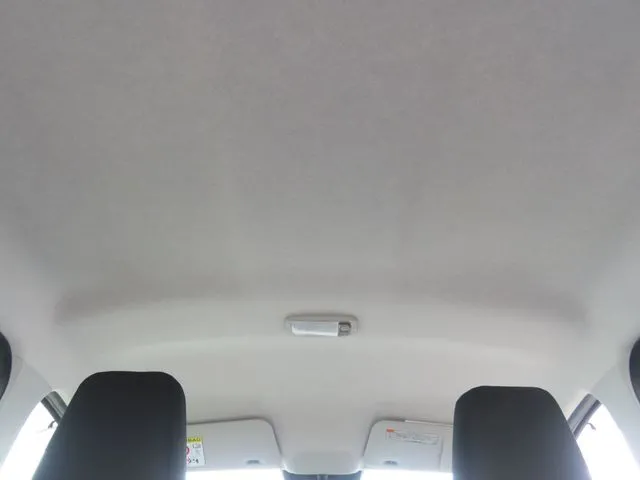 ミラ　イース（ダイハツ）の車両写真