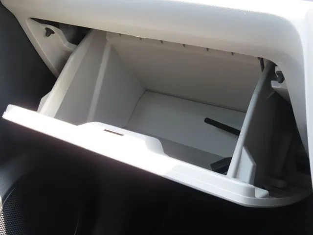 ミラ　イース（ダイハツ）の車両写真