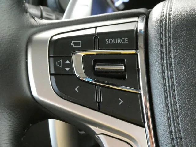 デリカ D:5 4WD(ミツビシ)の車両写真