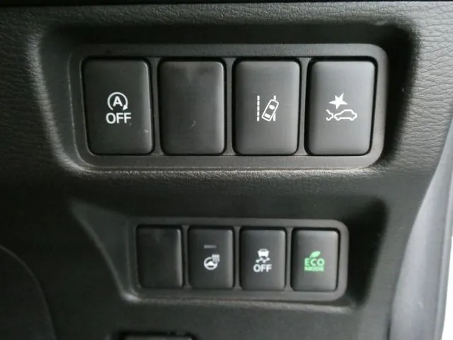 デリカ D:5 4WD(ミツビシ)の車両写真