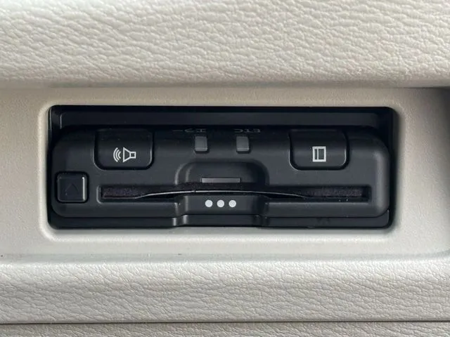 ルークス(ニッサン)の車両写真