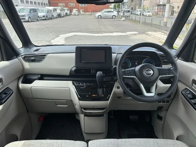 ルークス(ニッサン)の車両写真