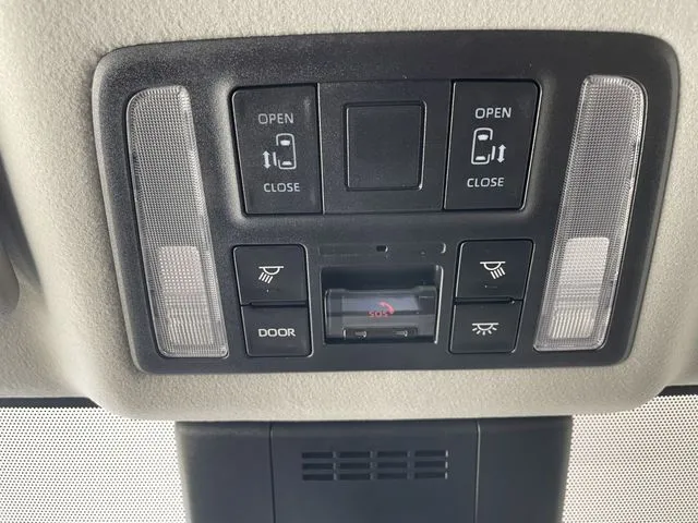 ノア(トヨタ)の車両写真