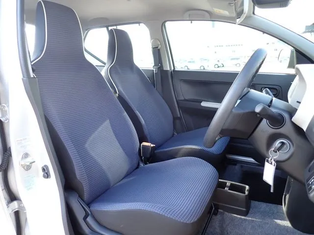 キャロル（マツダ）の車両写真