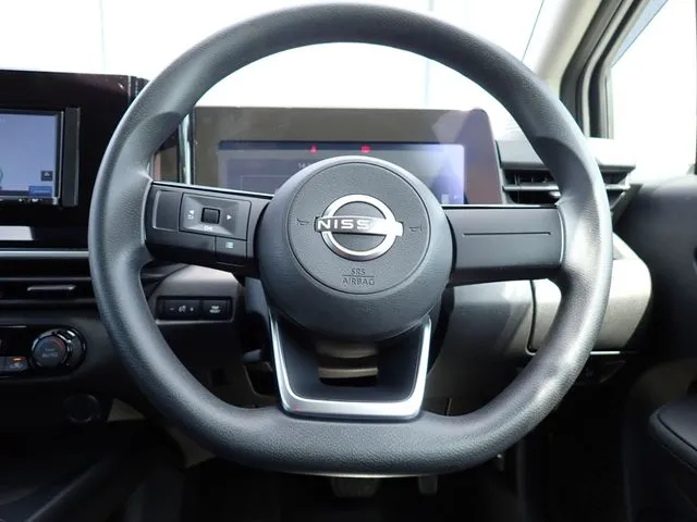 ノート（ニッサン）の車両写真