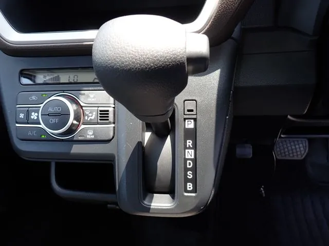 ダイハツ　ムーヴ　４ＷＤ