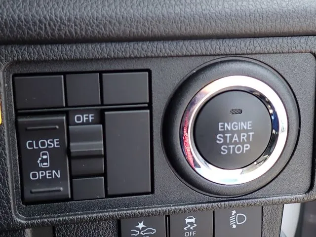 ダイハツ　ムーヴ　４ＷＤ