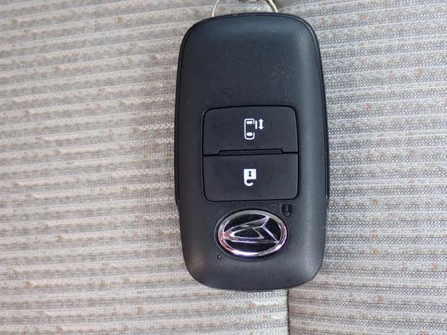 ダイハツ　ムーヴ　４ＷＤ